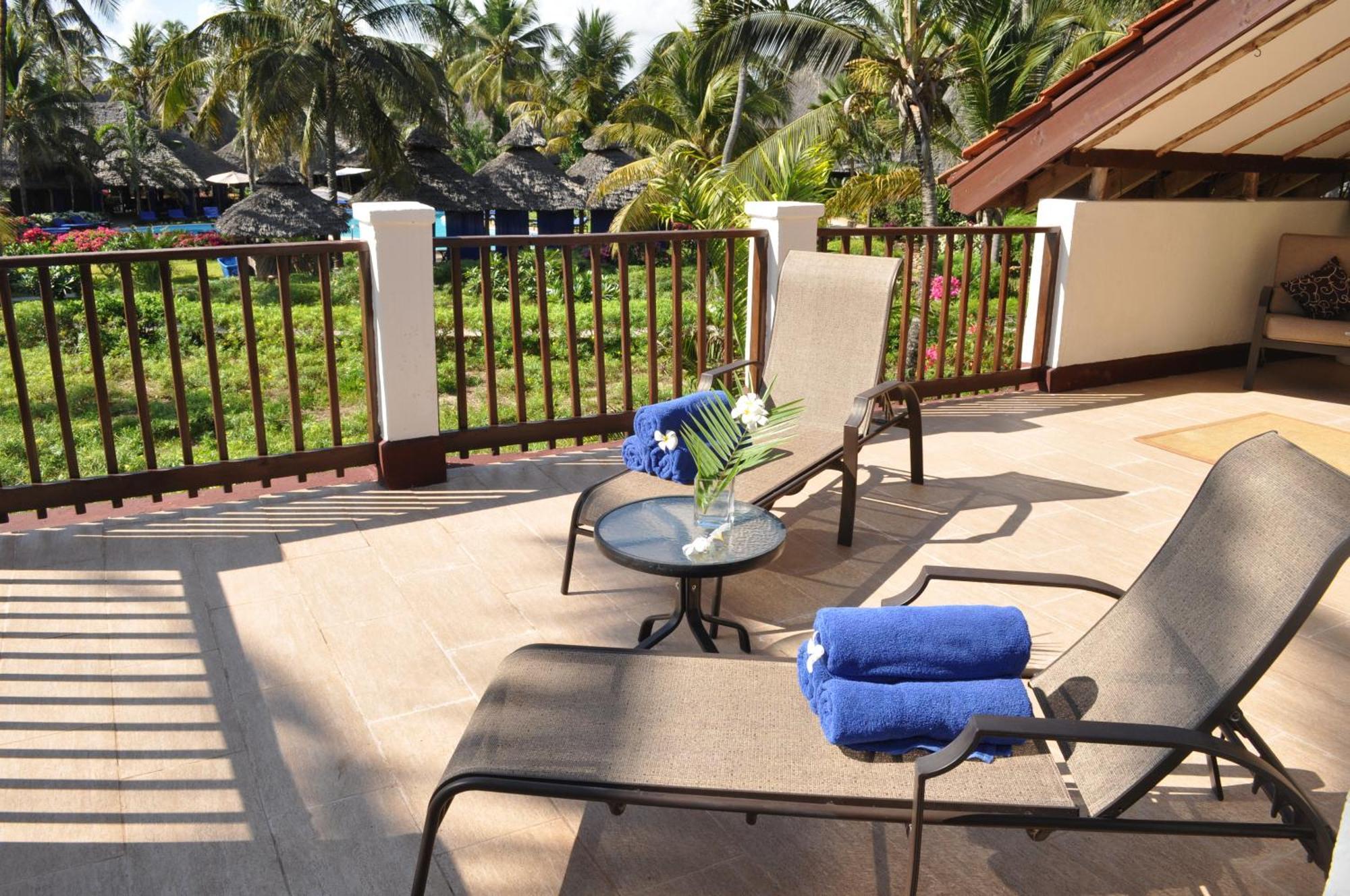 Breezes Beach Club And Spa Bwejuu Phòng bức ảnh